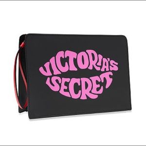 NWT Victoria's Secret Large Beauty Pouch